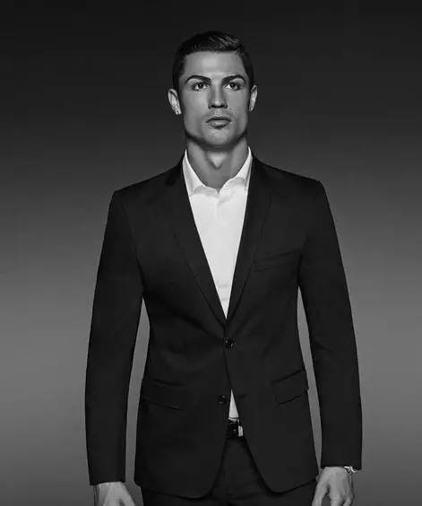 TA：切尔西现在无意引进门将，还拒绝了对约恩森的报价