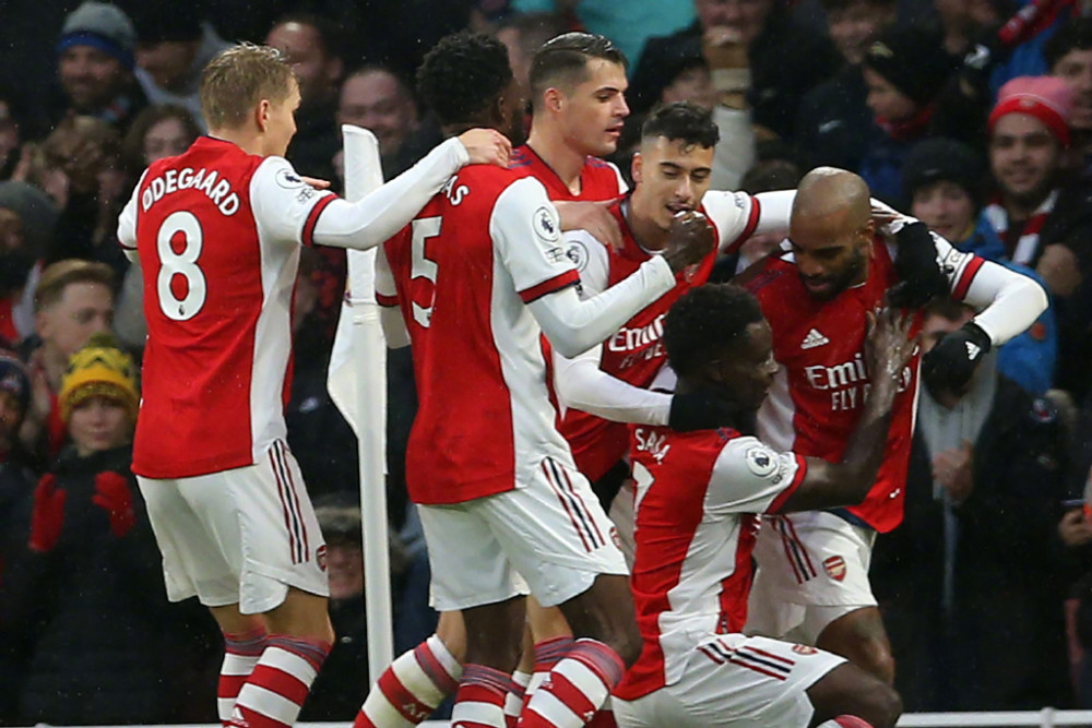 上海海港夺冠背后是穆斯卡特的战略放弃与坚守，成功卫冕中超冠军。