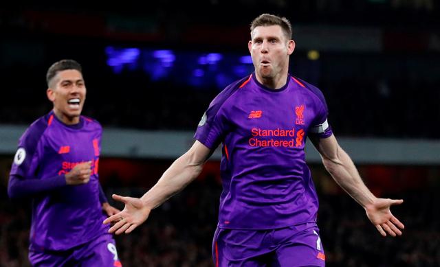 杜兰特连续得分带动全队