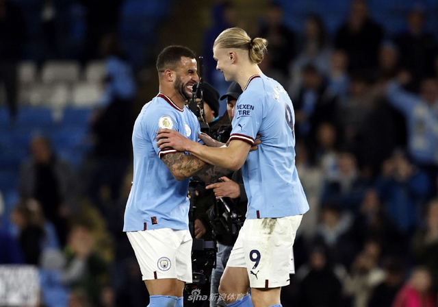 赖因德斯：为曼城这样的俱乐部效力时，偶尔替补是正常情况